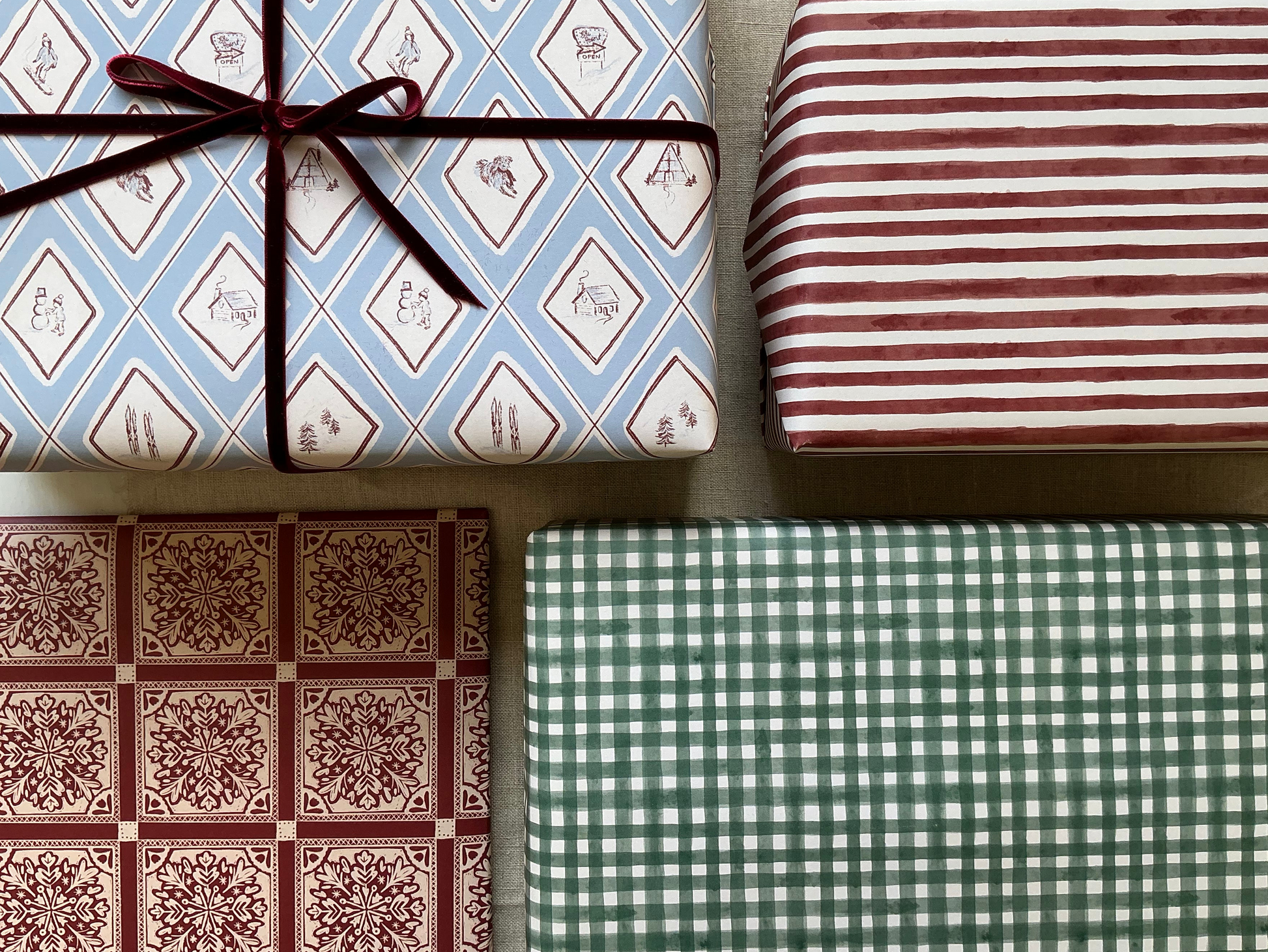 Chateau Rouge Gift Wrap